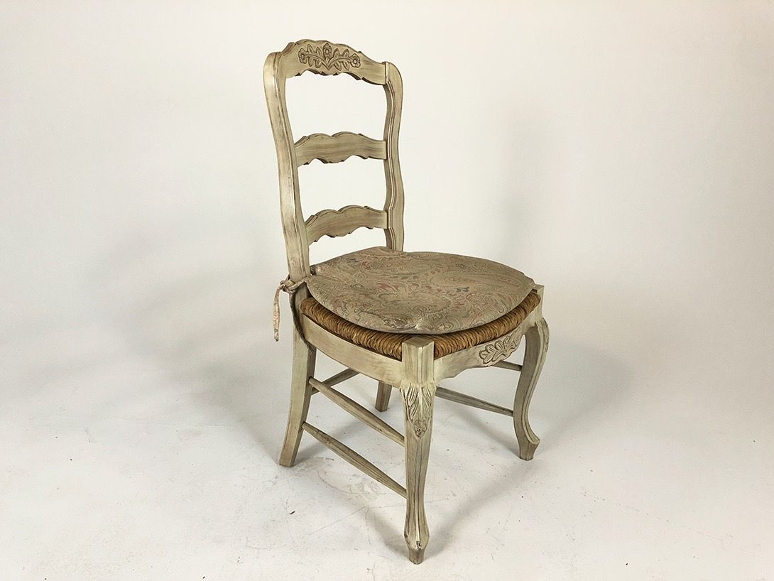 Foto Rustic White Chair
