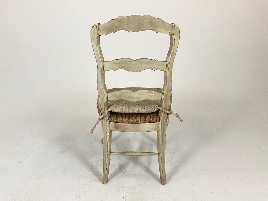 Foto Rustic White Chair