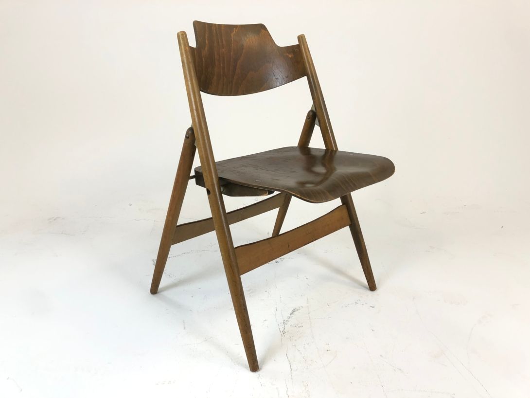 Foto Egon Eiermann SE 18 in Black Oak