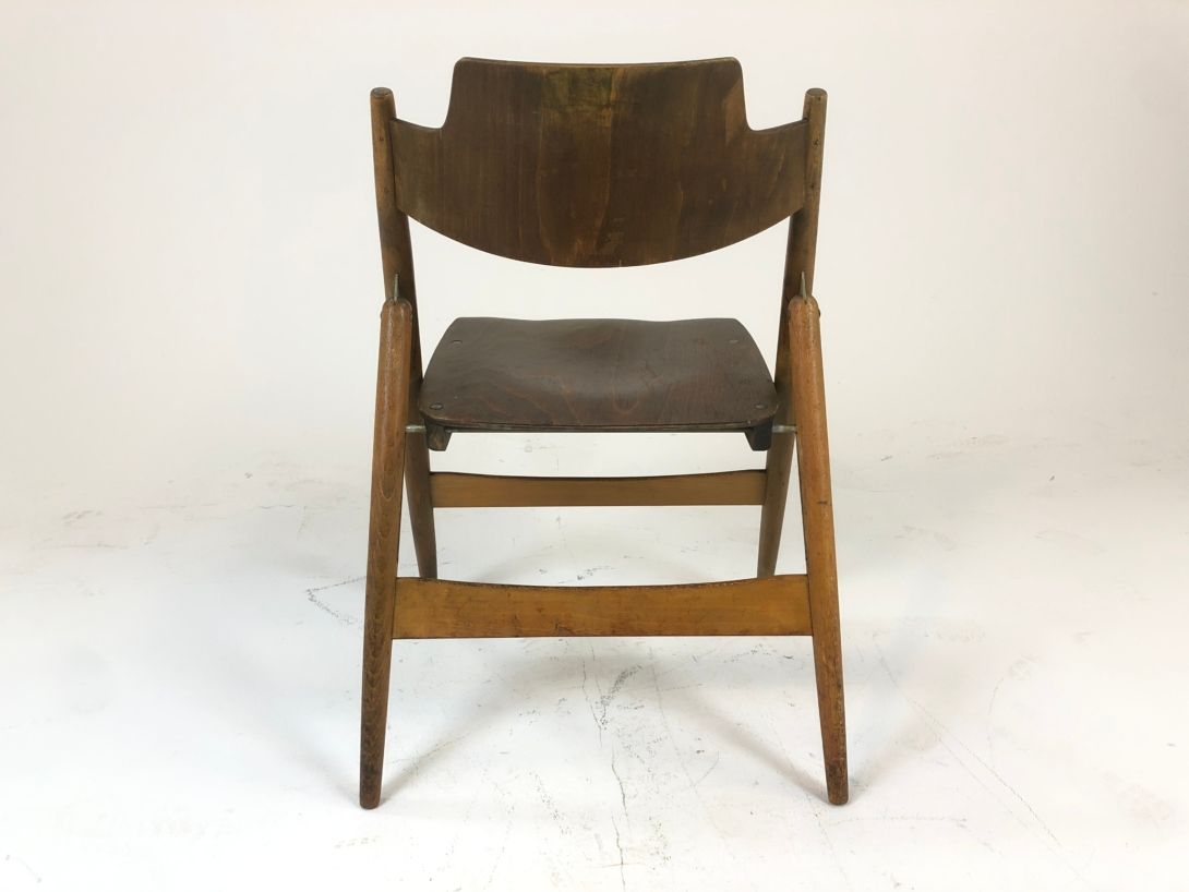 Foto Egon Eiermann SE 18 in Black Oak
