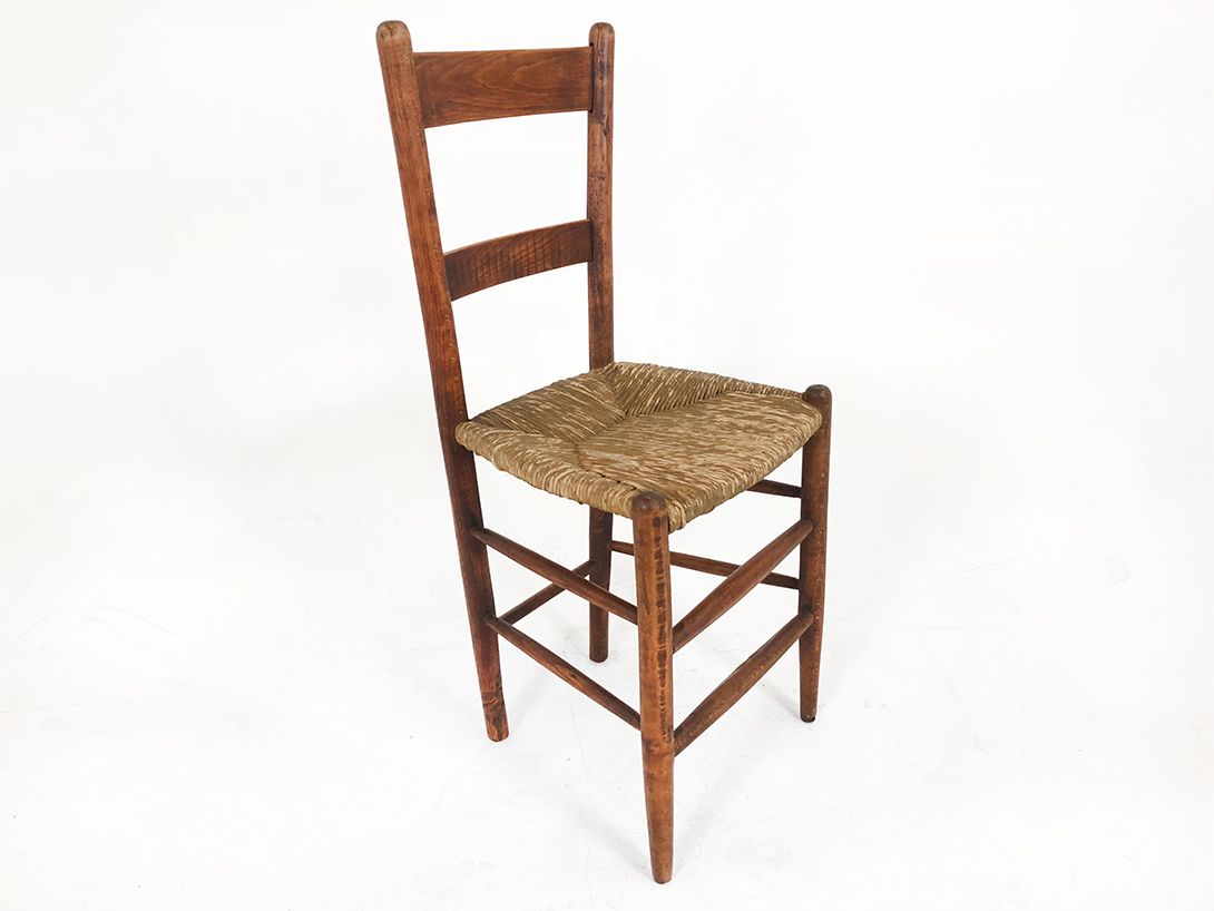 Foto Plaited Rustic Wooden Chair Flanders 1925