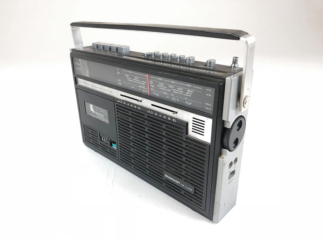 Foto Diamant De Luxe Tape Deck Radio with Handle Germany