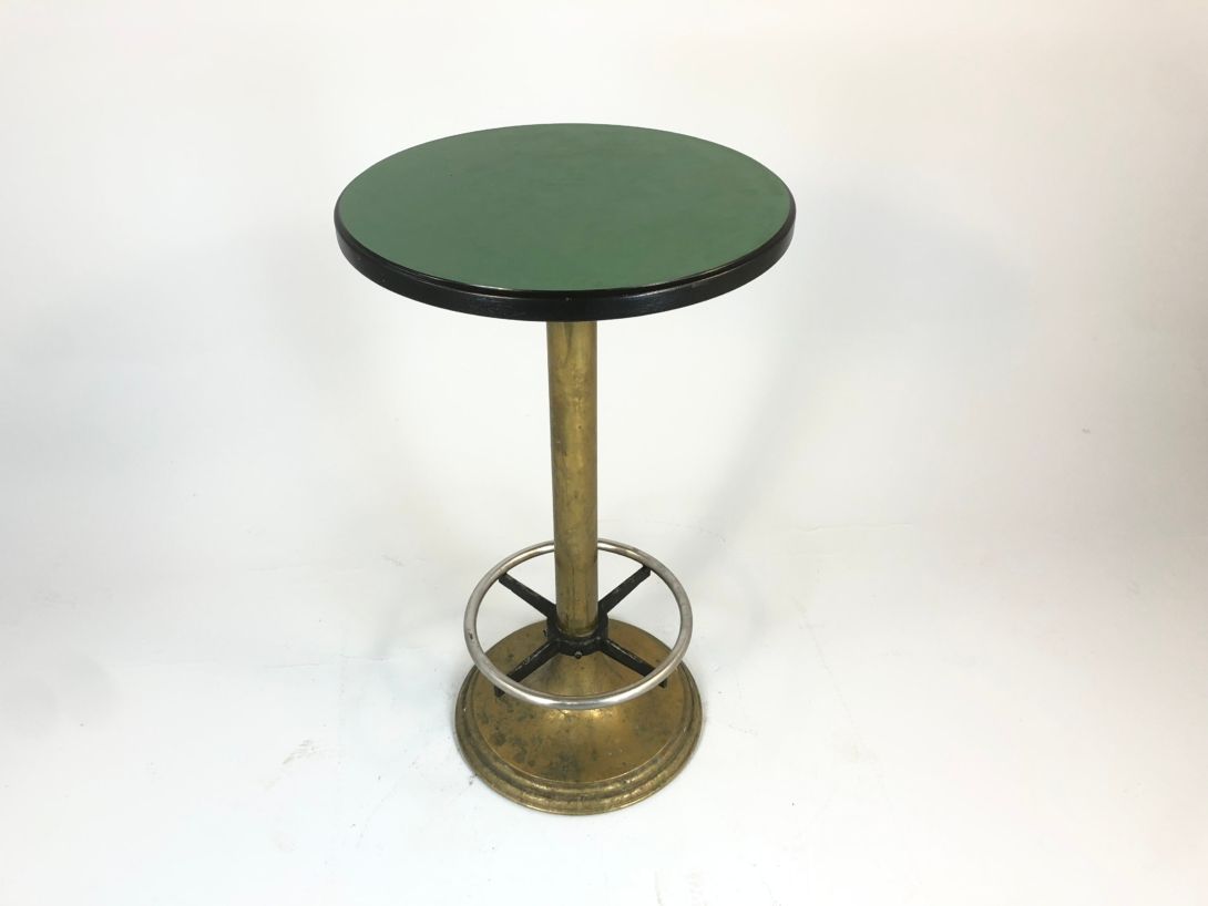 Foto Round Bistro Table with Footrest H112