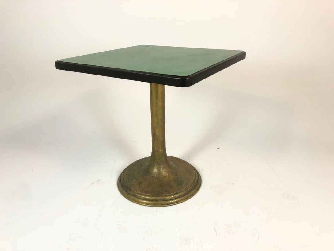 Foto Bistro Table with Green Top and Messing Foot h75x71x71