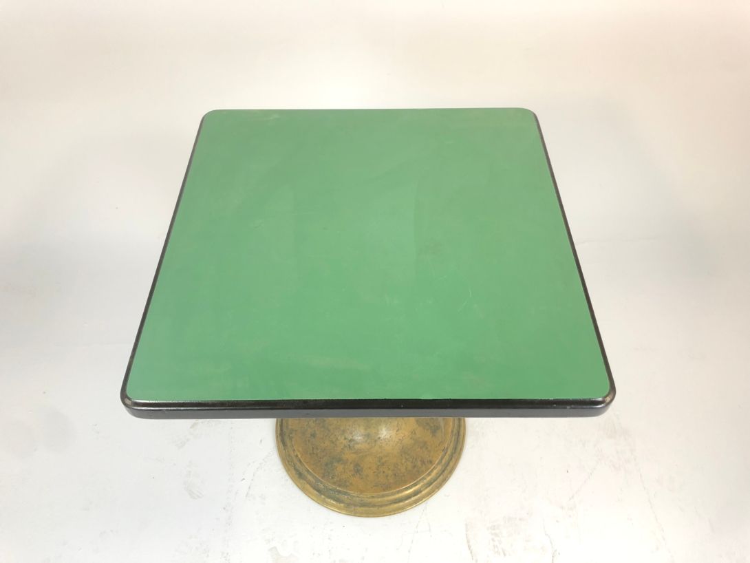 Foto Bistro Table with Green Top and Messing Foot h75x71x71