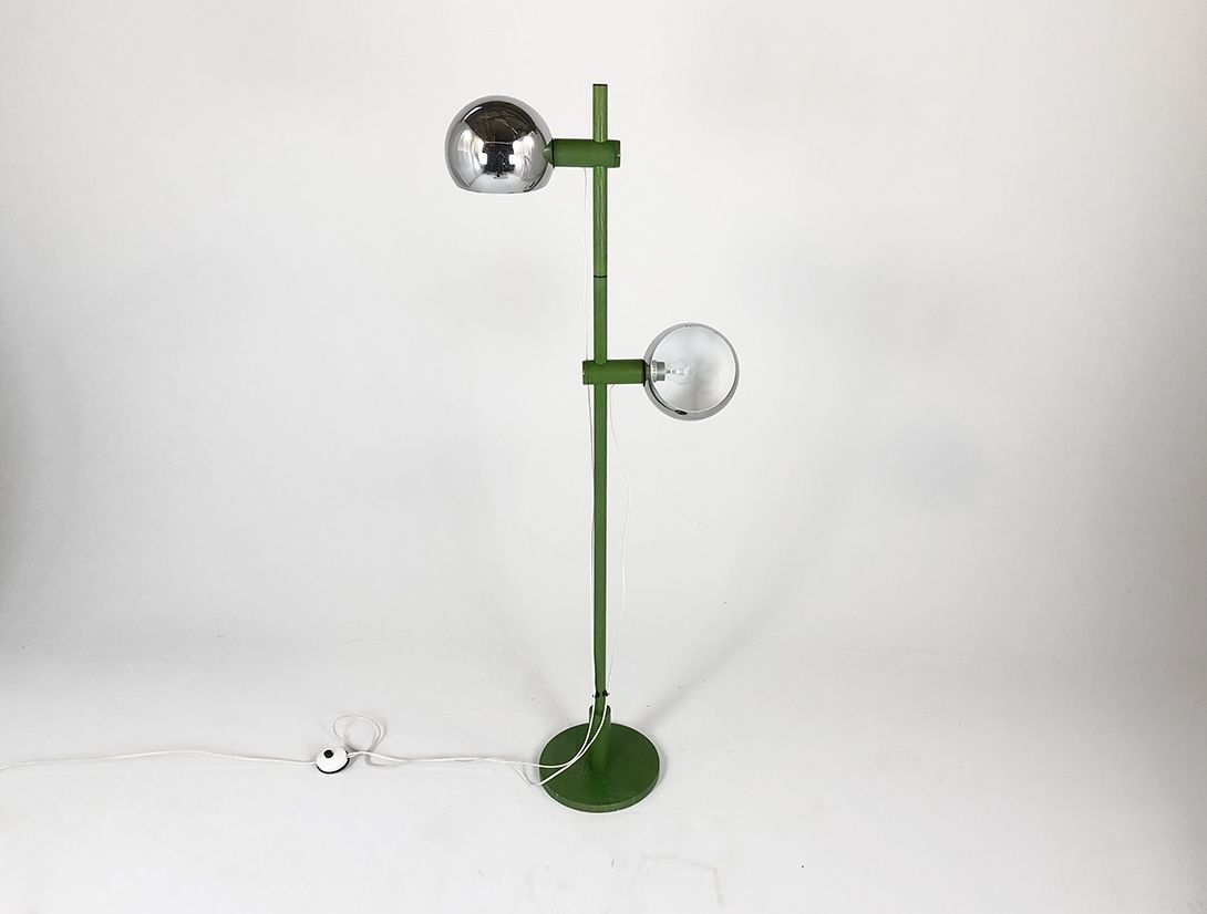 Foto Green Floorlamp with Two Chrome Balls h154 C1