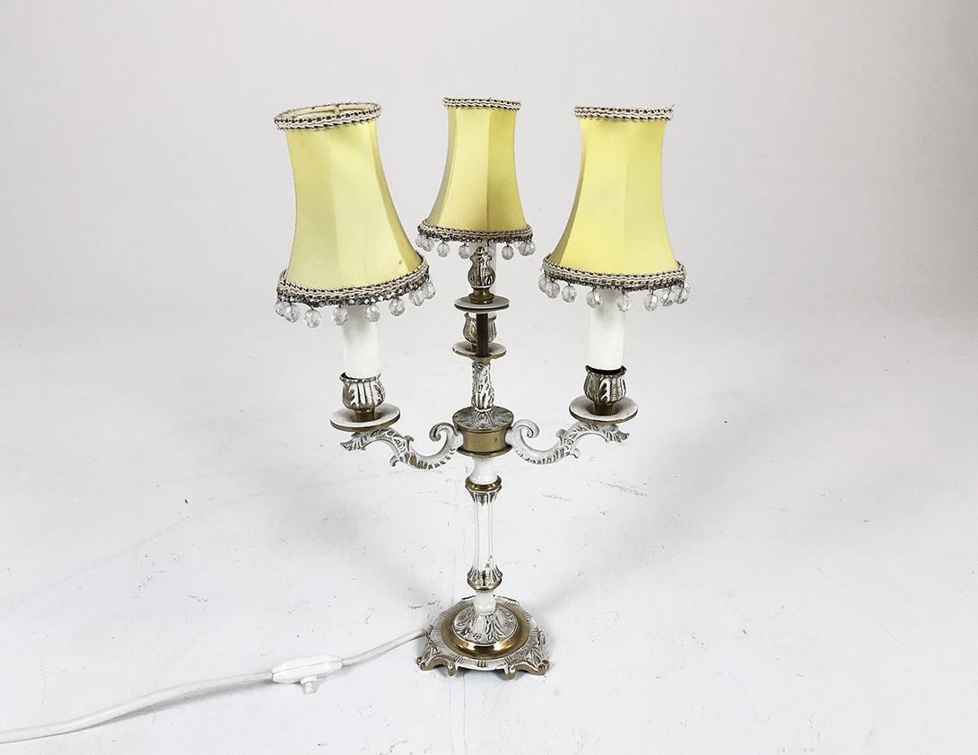 Foto White and Gold Desk Lamp with Yellow Shades and Crystals h49