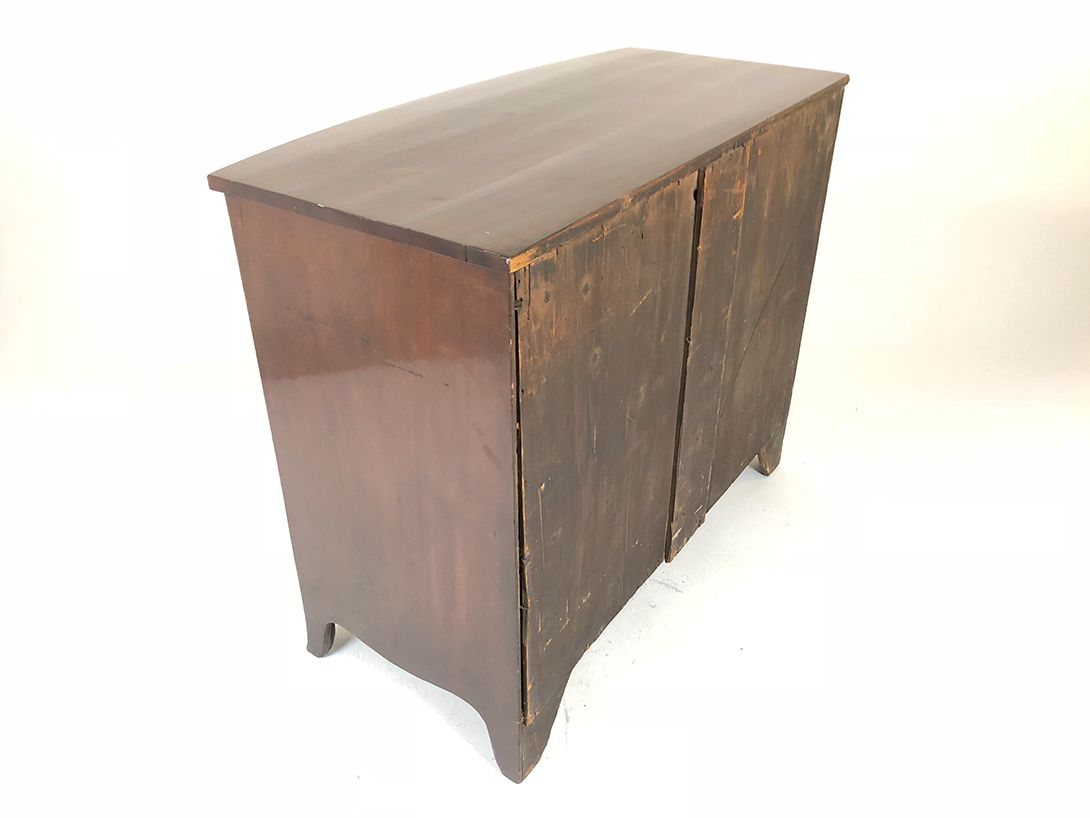 Foto Wooden Mahagoni Commode with Four Drawers