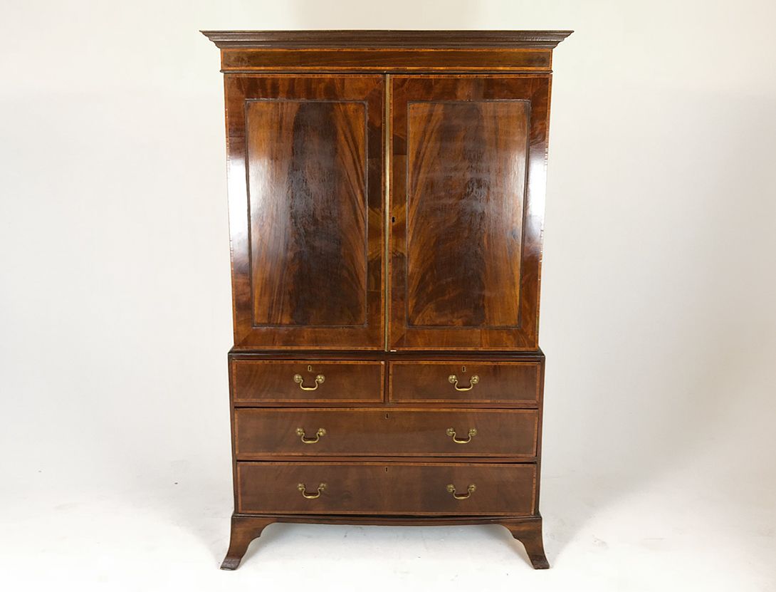 Foto Big Wooden Cabinet h208x58x134 England 1890
