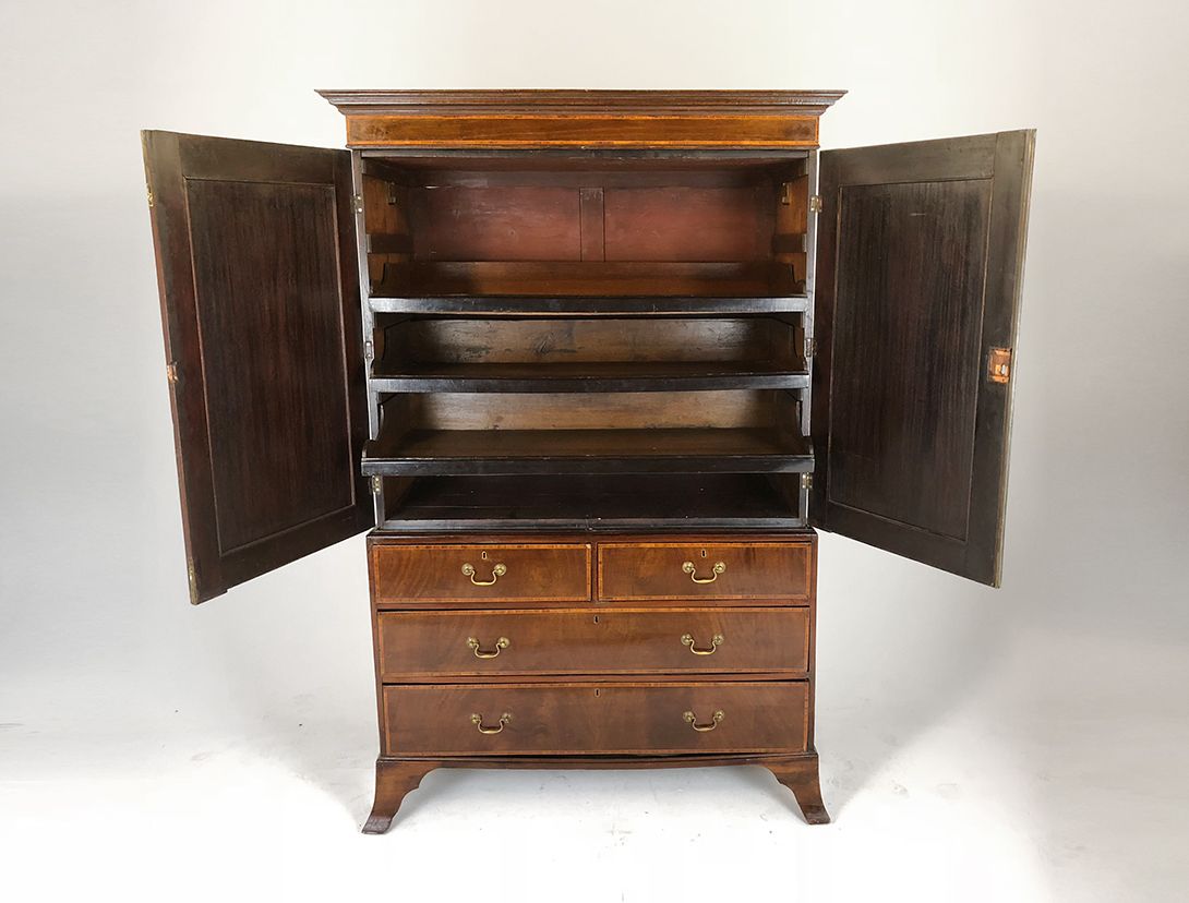 Foto Big Wooden Cabinet h208x58x134 England 1890