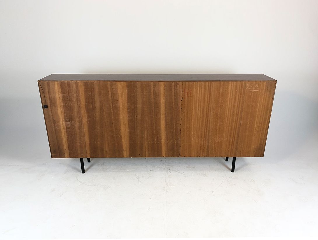 Foto Sideboard Walnut with Black/White Sliding Doors w220 France 1967
