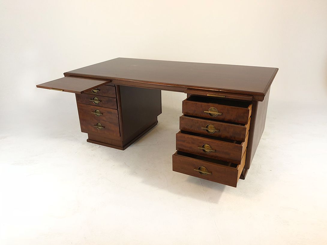 Foto Art Deco Wooden Office Desk with Brass Fittings h77x183x92