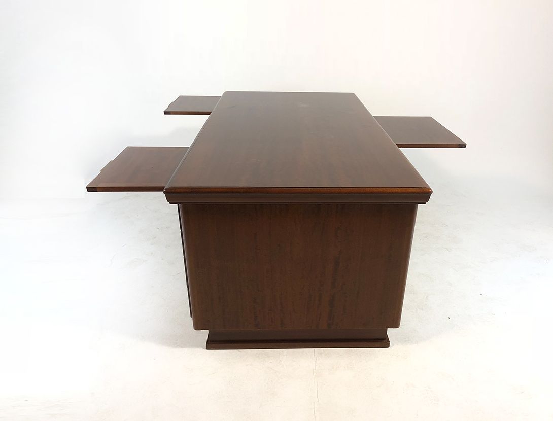 Foto Art Deco Wooden Office Desk with Brass Fittings h77x183x92