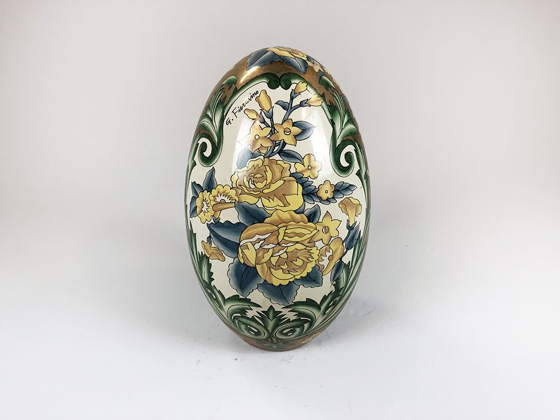 Foto Huge Ceramic Floral Egg Italy h47