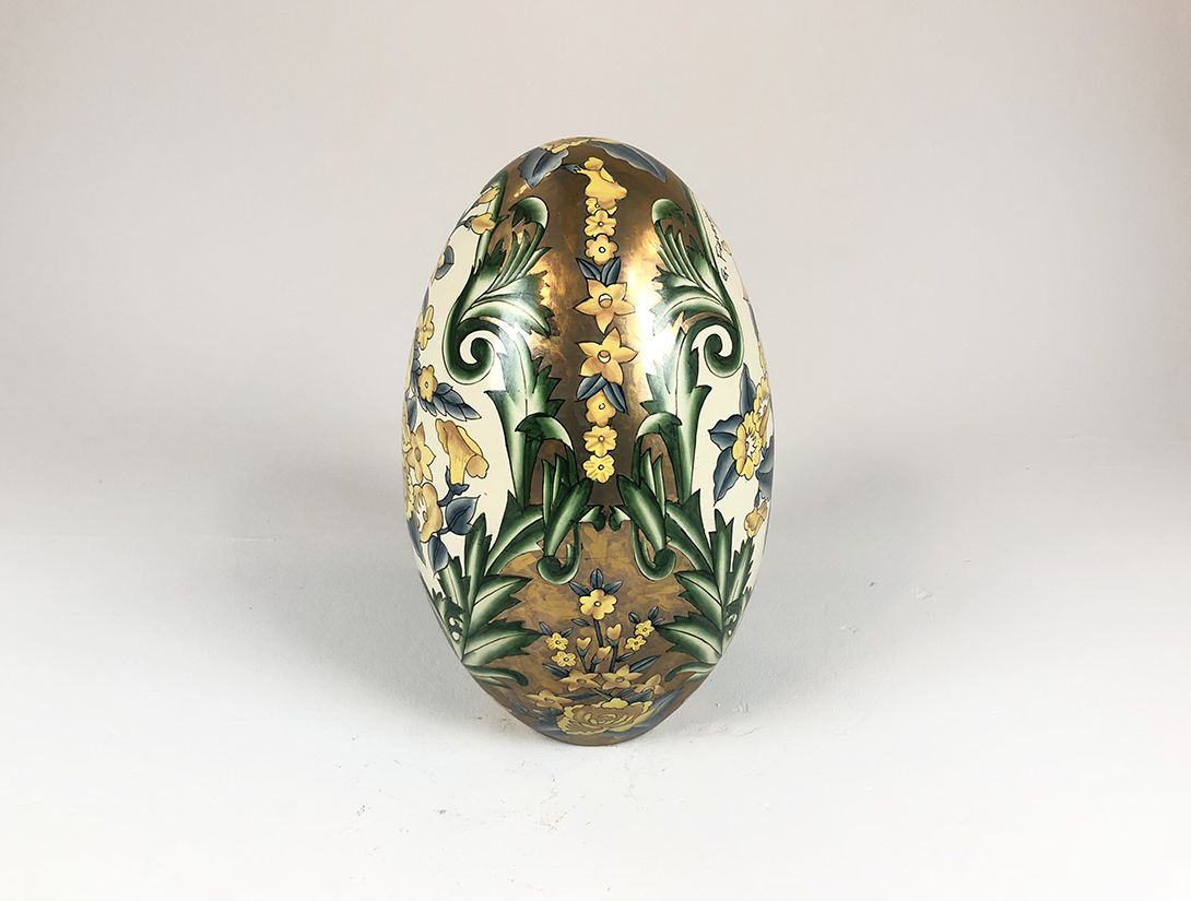 Foto Huge Ceramic Floral Egg Italy h47