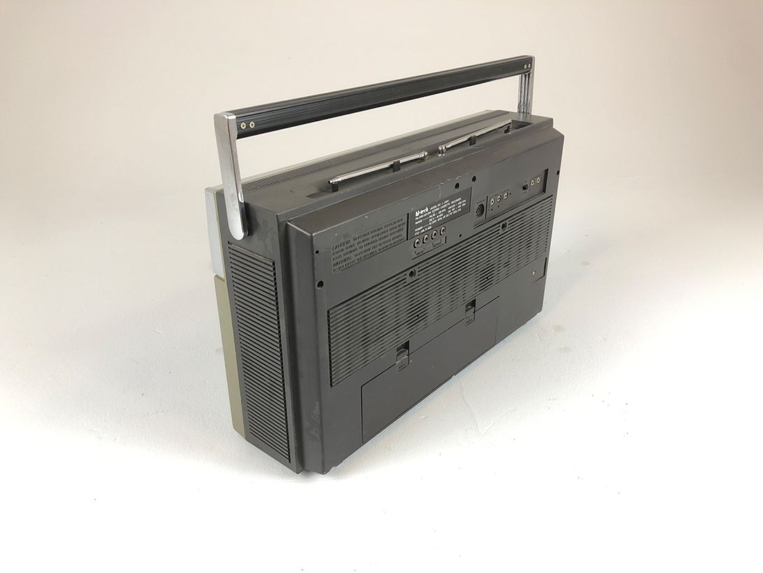 Foto Hi-Tech Stereo Radio