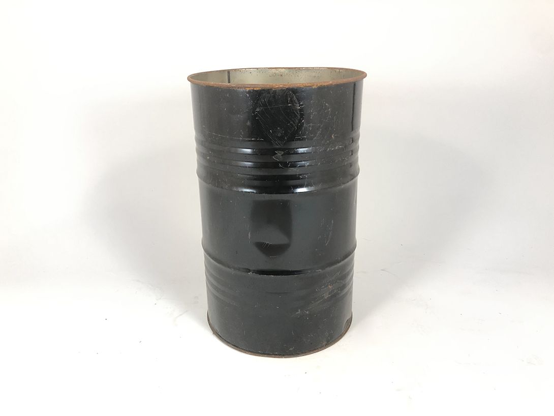 Foto Black Barrel with Lid *N