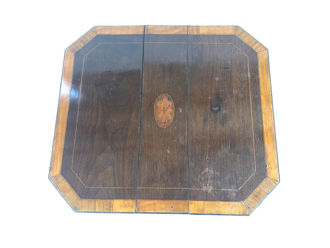Foto Extendable Wooden Side Table h57x62x65