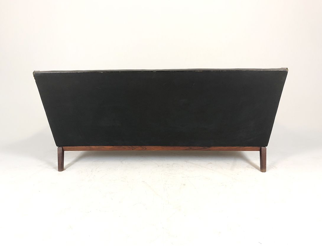 Foto Black Leather Sofa, Three Seater