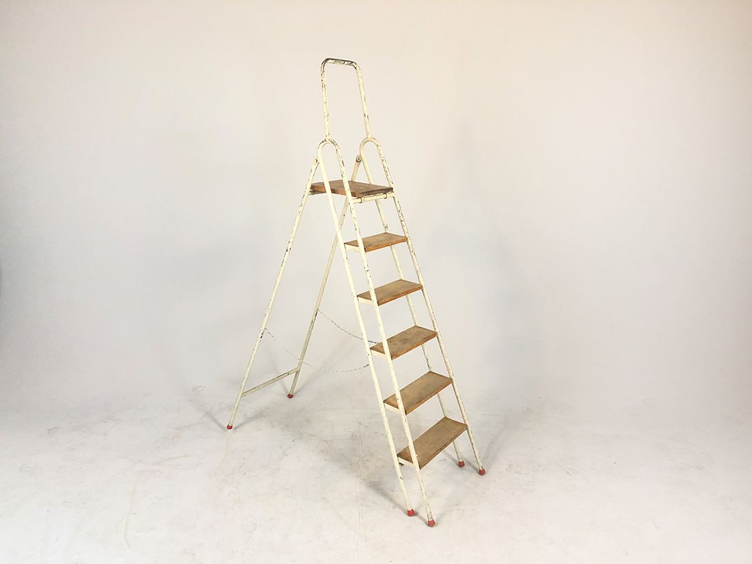 Foto Metal Ladder With Wooden Steps h178x46x120
