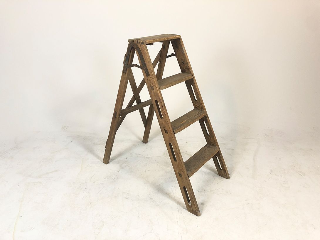 Foto Tiny Folding Ladder h90x45x85
