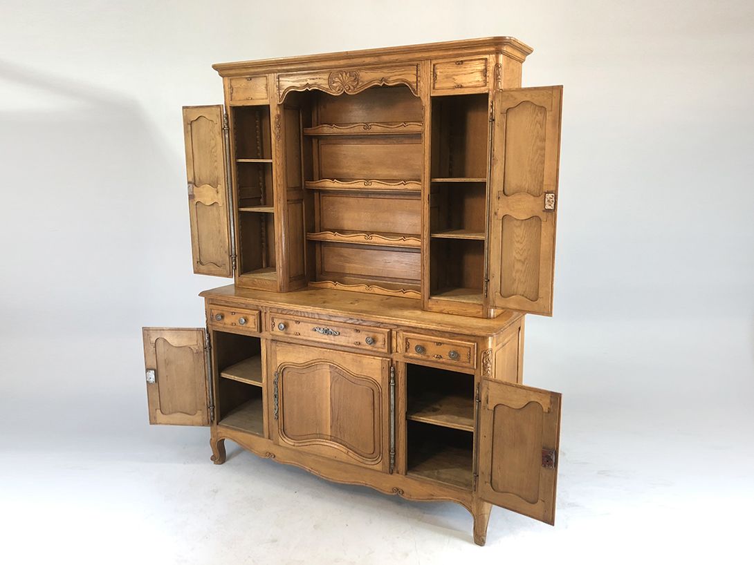 Foto Wooden Cabinet