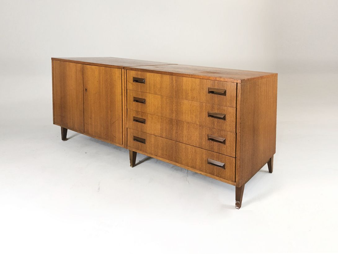 Foto Wooden Sideboard with Doors and Drawers w176