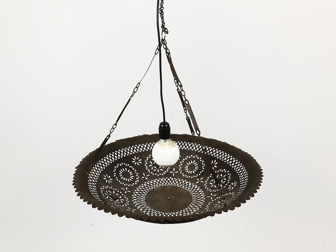 Foto Detailed Metal Bowl Pendant Lamp ø62