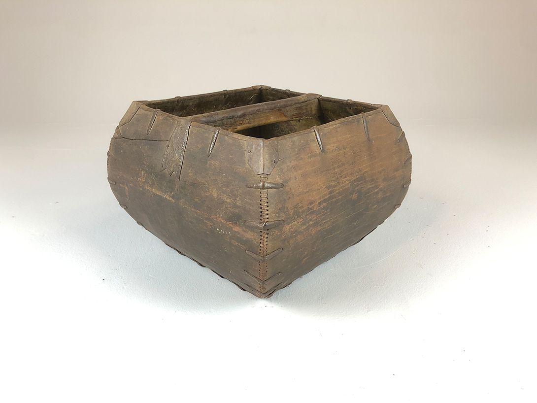Foto Wooden Basket