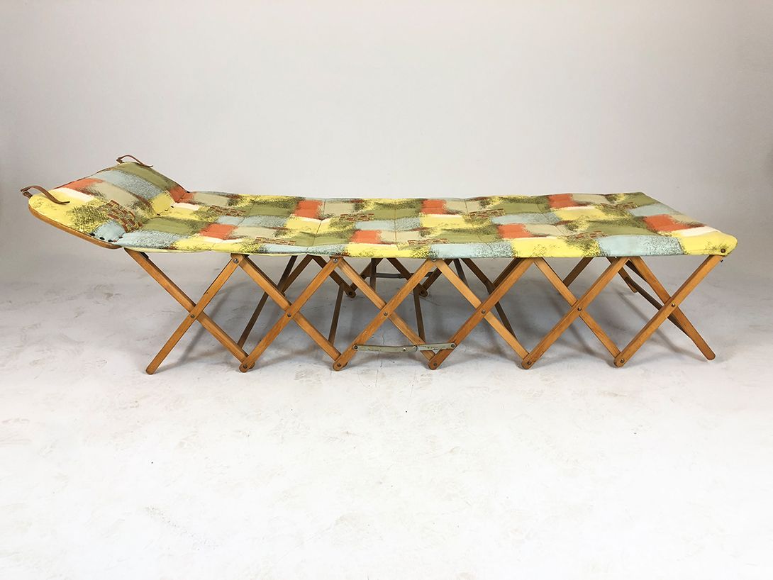 Foto German Foldable Camp Bed