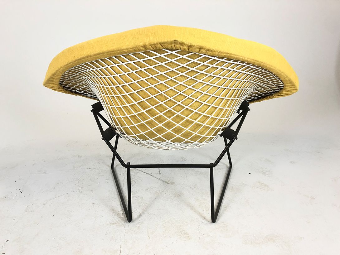 Foto Big Diamond Chair Harry Bertoia Yellow Upholstery