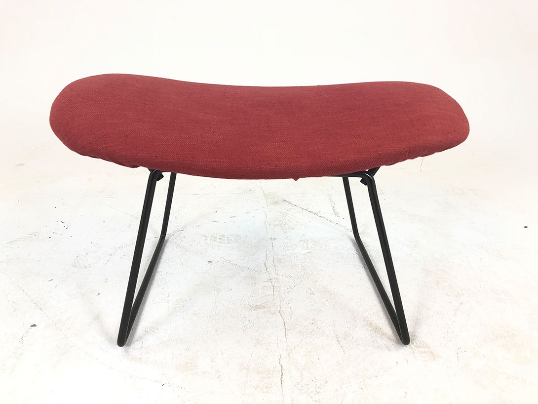 Foto Ottoman for Bird Chair Harry Bertoia with Red Upholstery