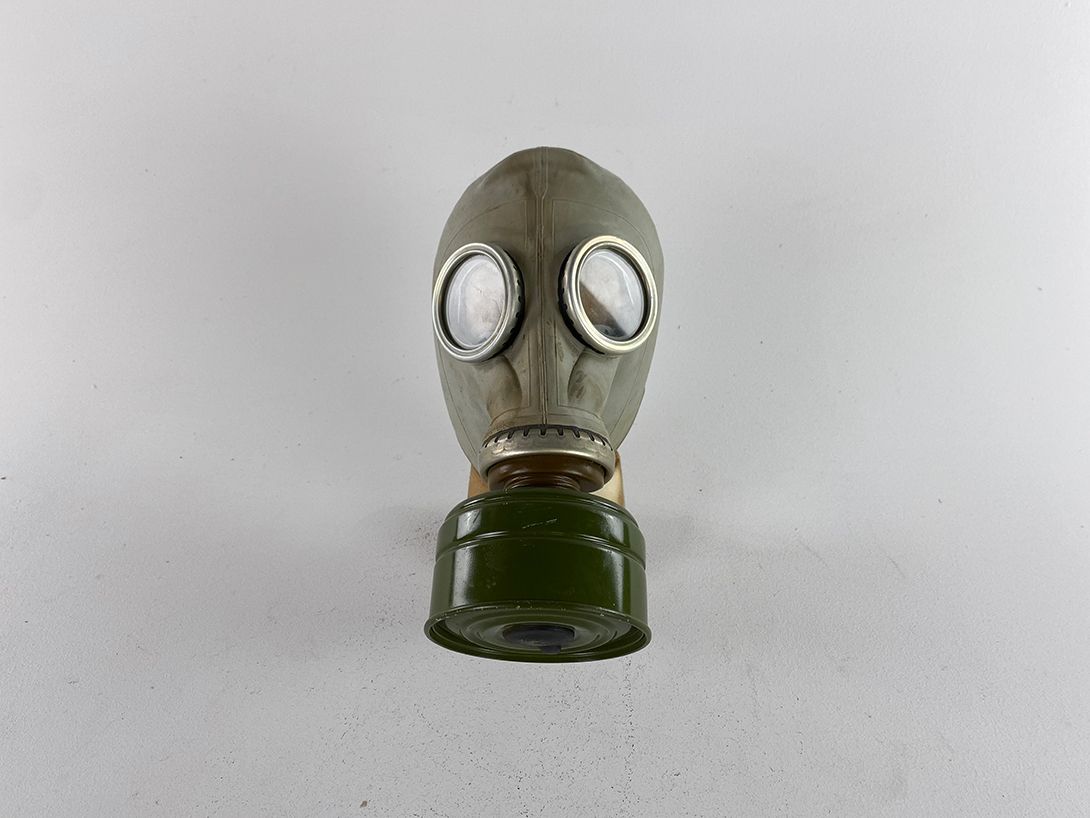 Foto GDR Gas Masks