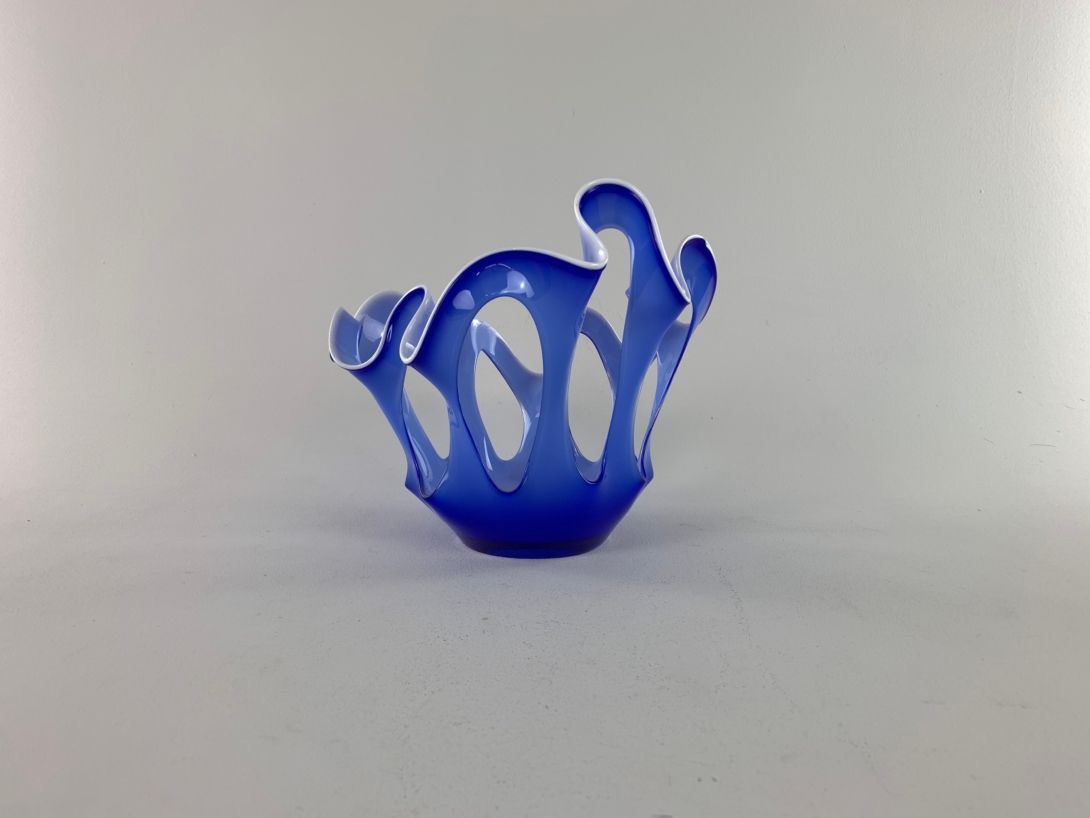 Foto Hand Made Blue Glass Bowl, Poland