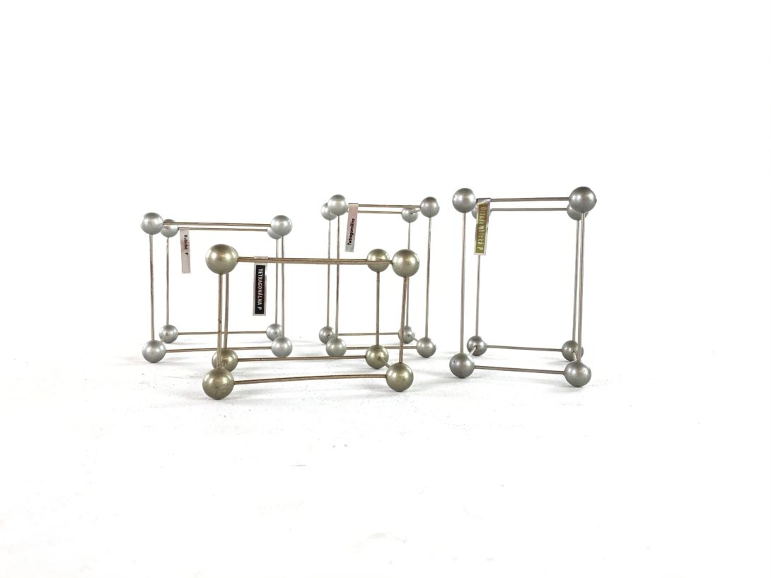 Foto Cubic Molecule Models, Different Sizes