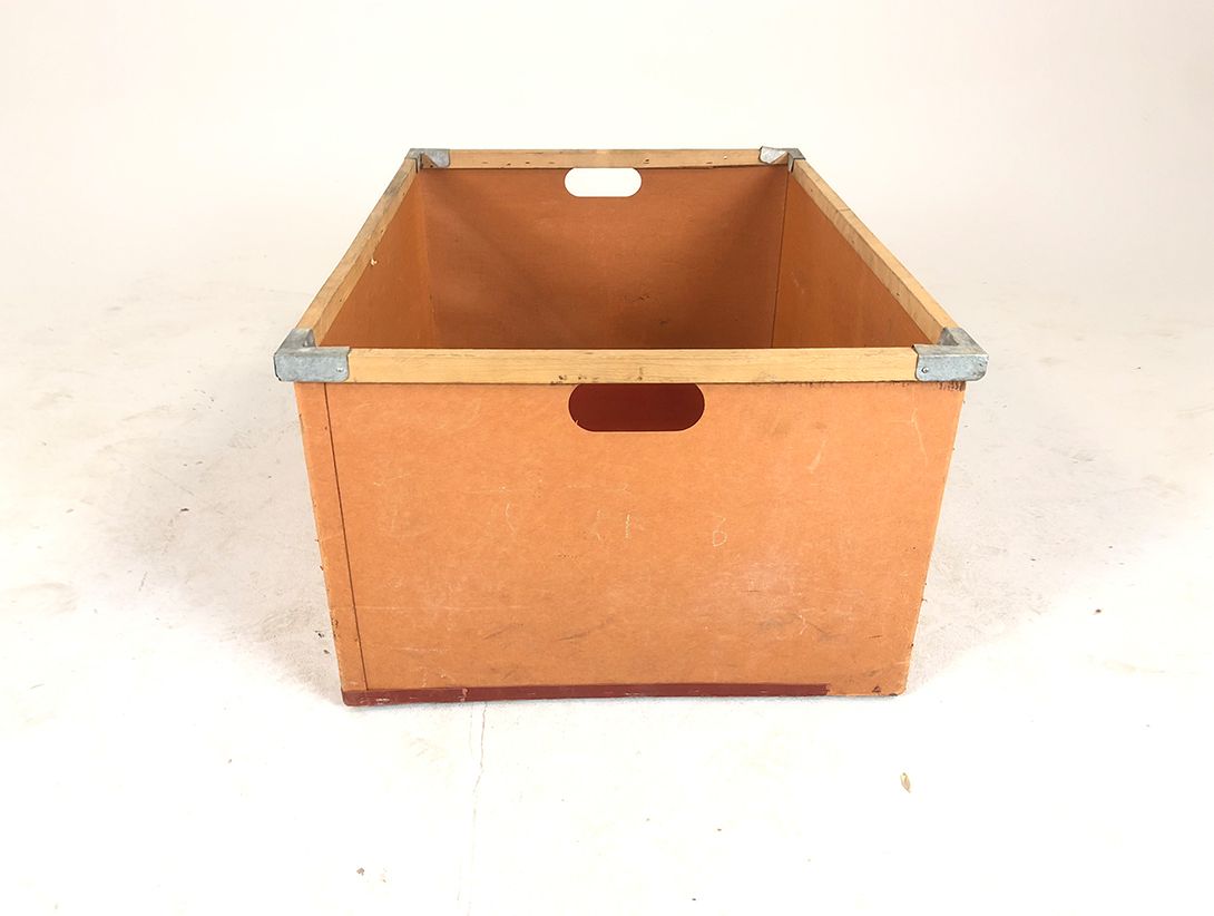 Foto Orange Wooden Basket