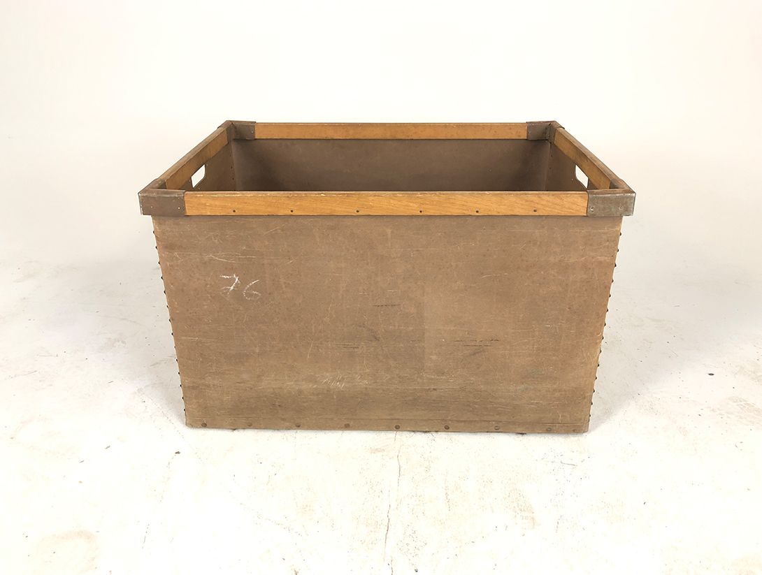 Foto Brown Wooden Basket