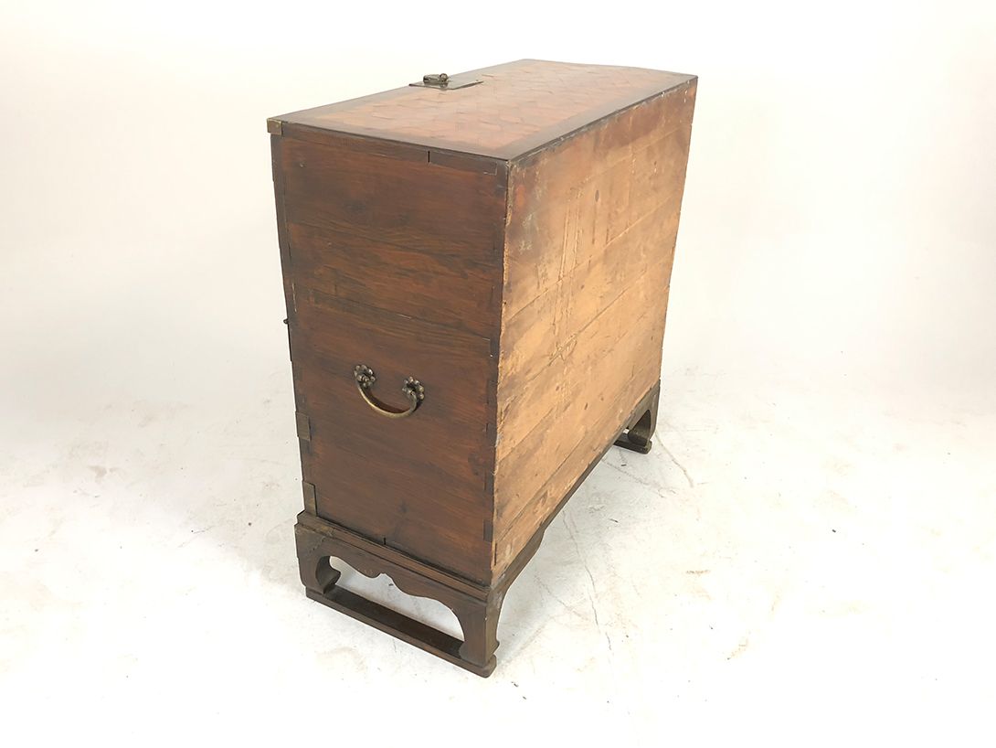 Foto Storage Trunk/Commode //