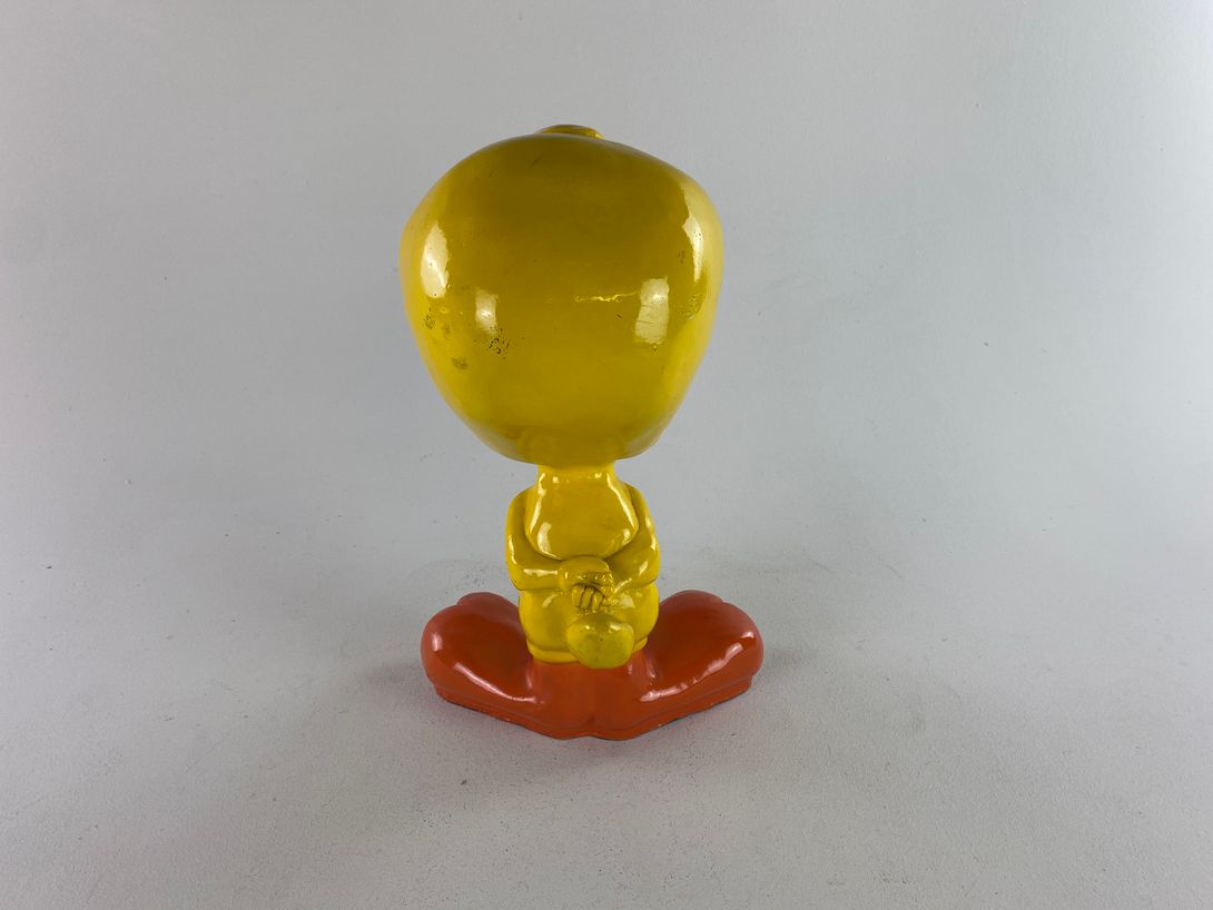 Foto Porcelain Tweety Piggy Bank