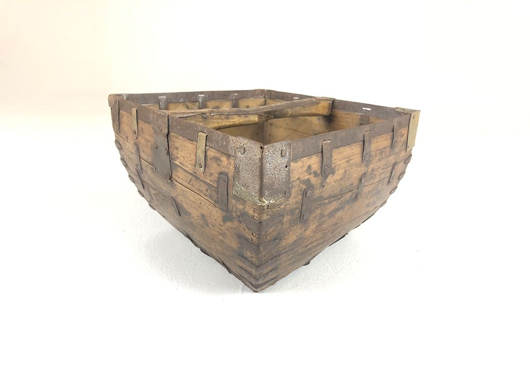 Foto Wooden Basket h22