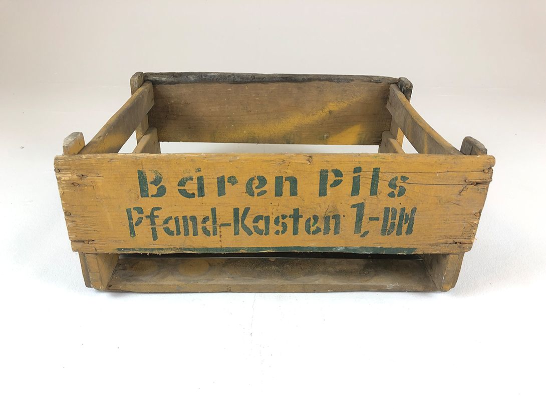 Foto Beer Deposit Box Bären Pils
