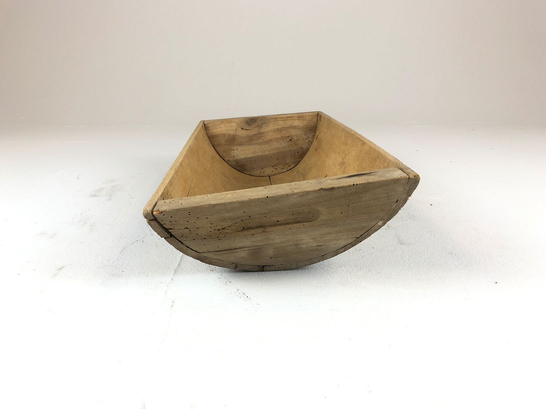 Foto Wooden Feeding Trough