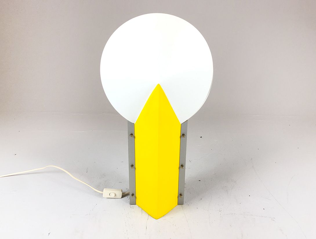 Foto Slamp Moon Memphis Desk Lamp Italy h57