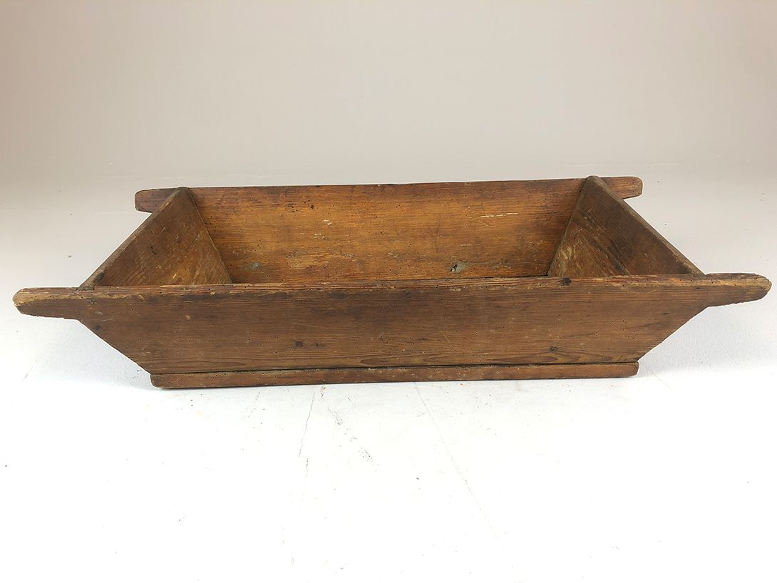Foto Wooden Feeding Trough