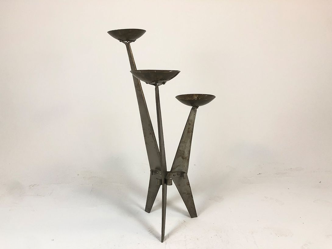 Foto Asymmetrical Candle Holder