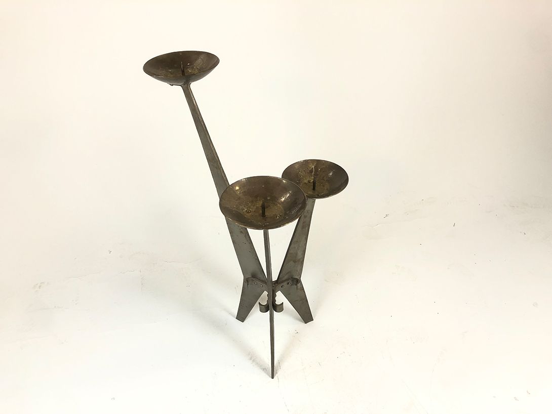 Foto Asymmetrical Candle Holder