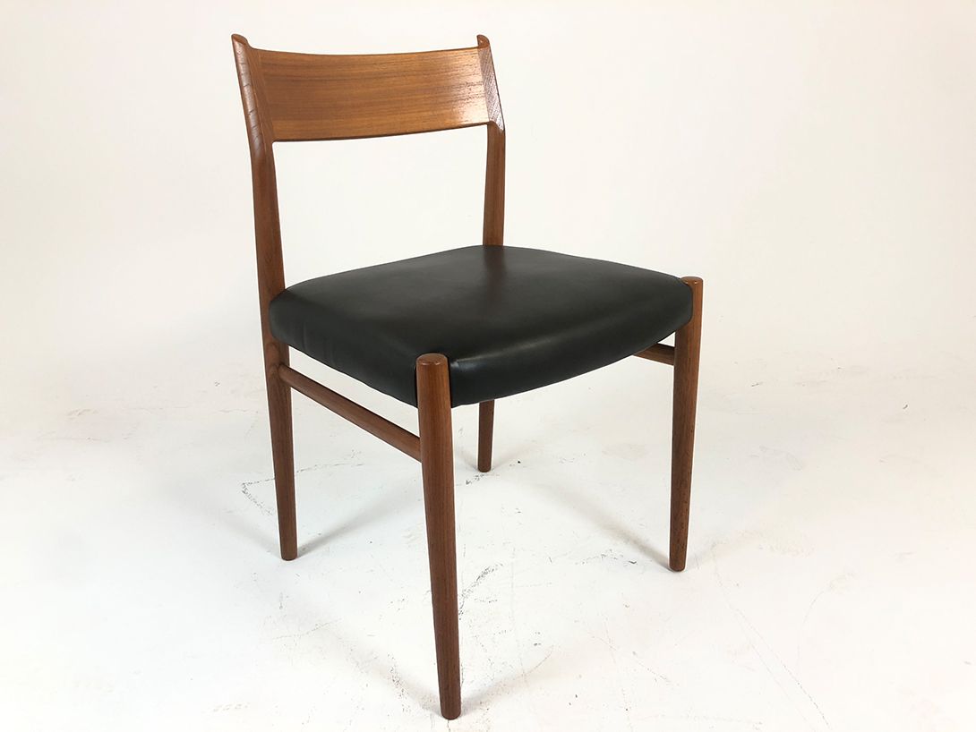 Foto Arne Vodder Dining Chair Model 418 for Sibast
