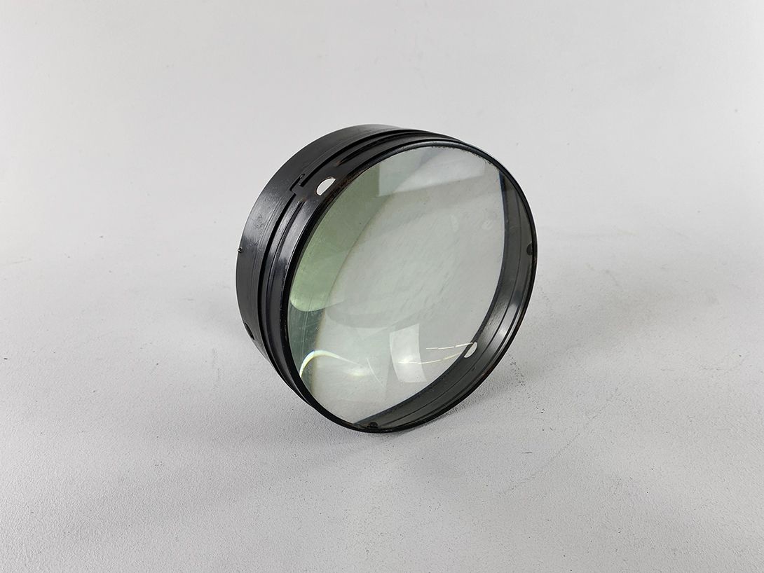 Foto Giant Magnifying Glass