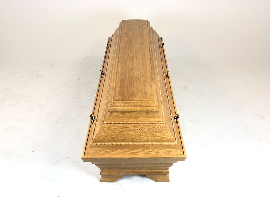 Foto Light Brown Coffin