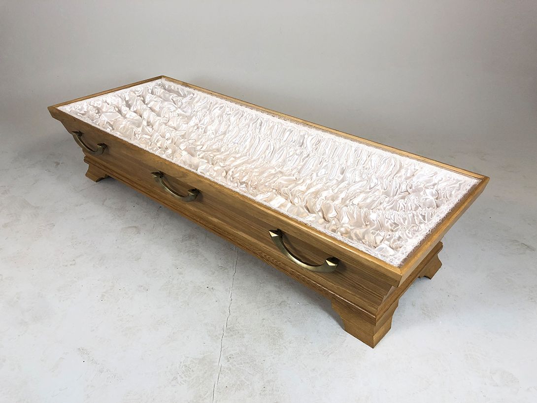 Foto Light Brown Coffin